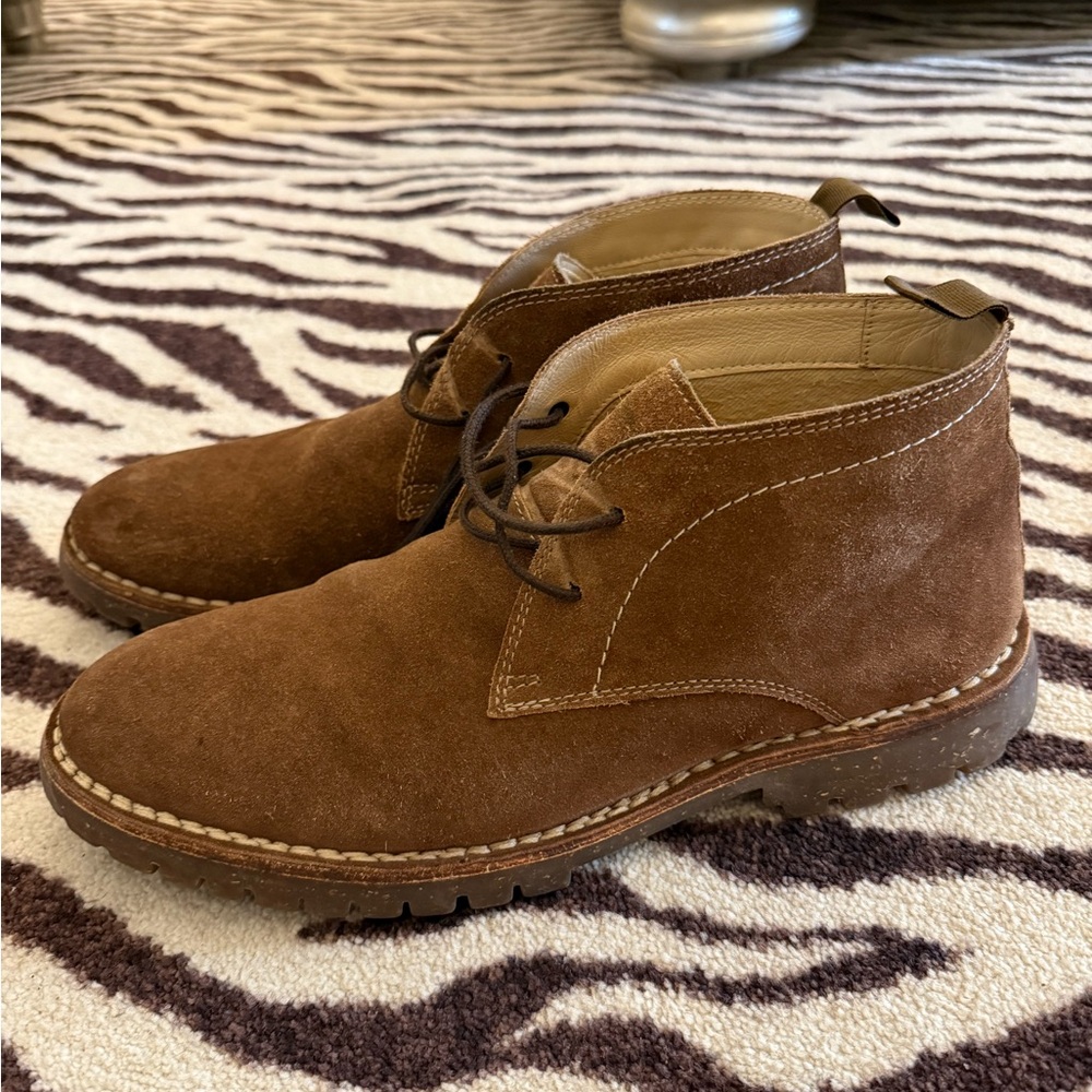 Steve Madden Brown Suede Loafers
